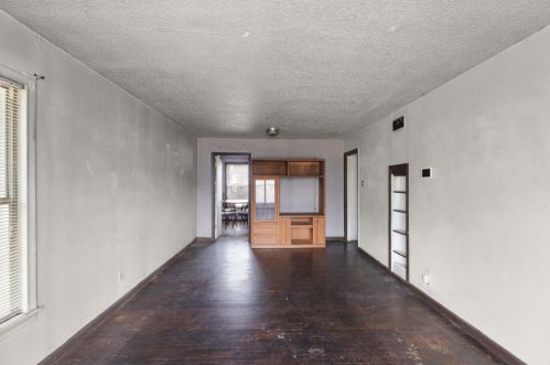 3111 51 St, Dallas TX  75216-7344 exterior