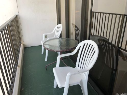 201 Ohua Ave, Honolulu HI  96815-3653 exterior