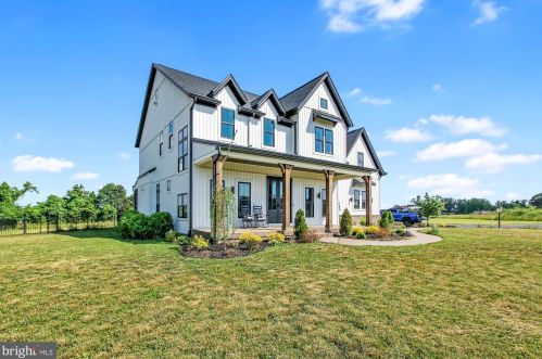 2033 Connolly Rd, Fallston, MD 21047-2531