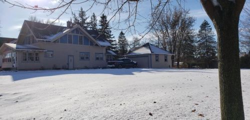916 2nd Ave, Pipestone, MN 56164-1744