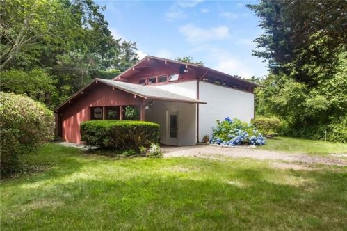 10 Morris Rd, Westerly, RI 02891-4500