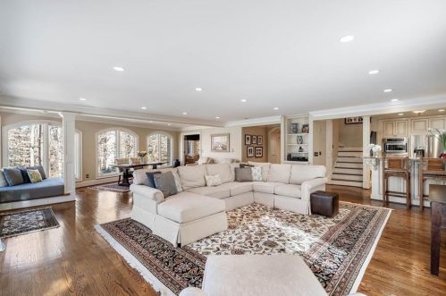 240 Huntington Rd, Atlanta GA  30309-1506 exterior