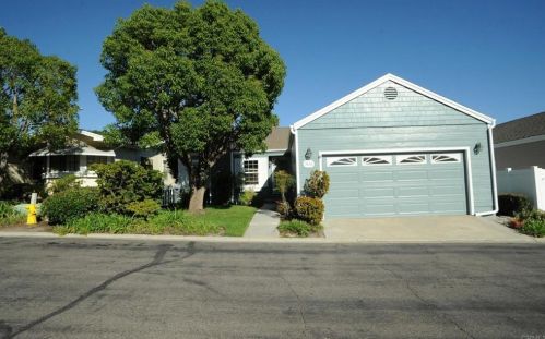 3470 Amber Ln, Oceanside, CA 92056-4843