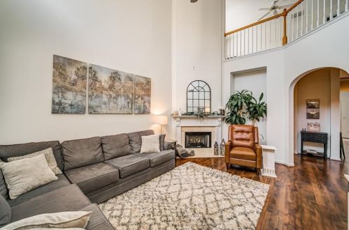 2358 Maplewood Ct, Atlanta, GA 30339-0903