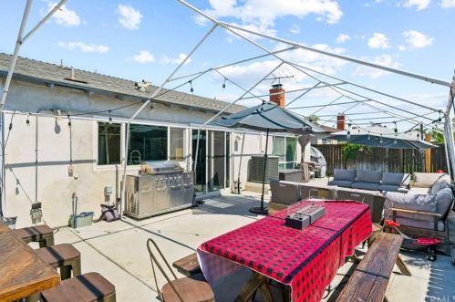 4200 Alderdale Ave, Anaheim CA  92807-2837 exterior