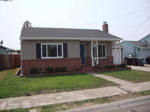 19269 Medford Ct, Hayward, CA 94541-1910
