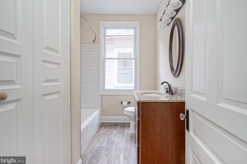 114 Ctr St, Camden NJ  08109-2201 exterior