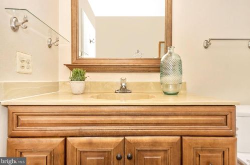 3635 Edelmar Ter, Silver Spring MD 20906-1765 exterior