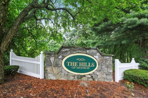 214 Windgate Cir, Upper Stepney CT  06468-2845 exterior