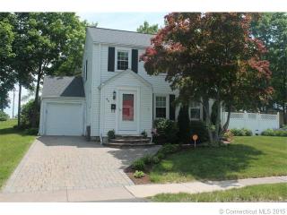 80 Goodrich Dr, Hartford, CT 06109-1119