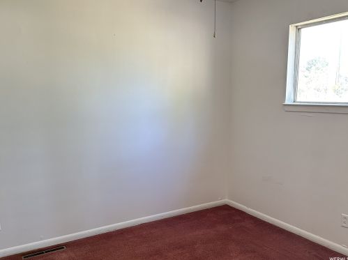 1521 3000, Vernal UT  84078-8258 exterior