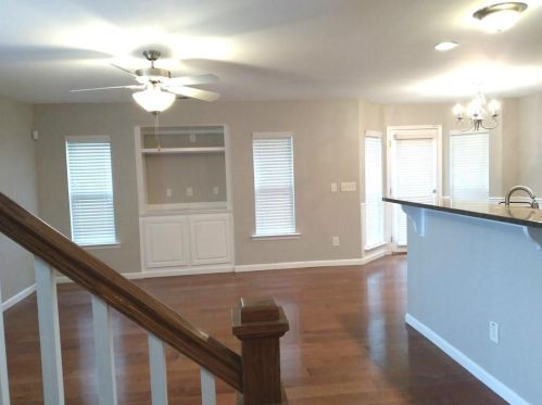101 Oakview Psge, Holly Springs, GA 30114-1801