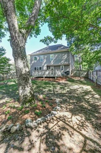 2554 Edwards Dr, Atlanta GA  30318-1111 exterior