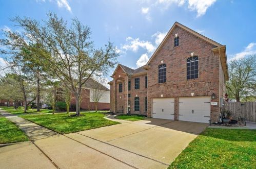 1406 Pinewood Ct, Pearland, TX 77581-8064