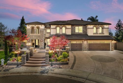 9791 Helenite Ct, Elk Grove, CA 95624-4464