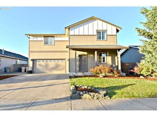 1033 Charlie Ave, Lebanon OR  97355-1195 exterior