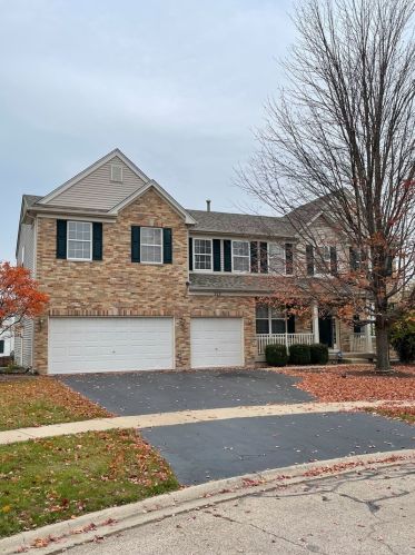 222 Powder Horn Ct, Gilberts, IL 60136-4042