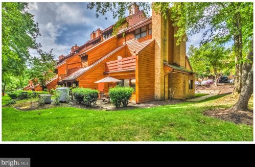 7585 Weather Worn Way, Columbia MD  21046-2516 exterior