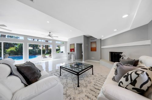 72287 Magnesia Falls Dr, Rancho Mirage, CA 92270-4937