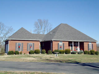 275 Tuck Rd, Lafayette, TN 37083-4241