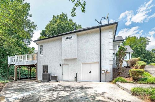 701 Deerwood Dr, Stockbridge GA  30281-6321 exterior