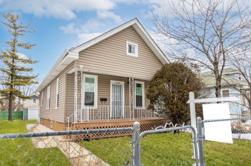 15724 Lathrop Ave, Dixmoor, IL
