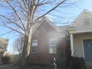 1056 Sunstar Dr, Cordova, TN 38018-0702