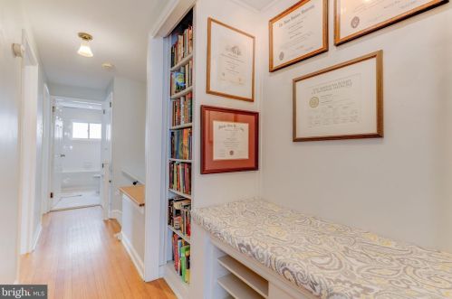 958 Chesterfield Rd, Haddonfield NJ 08033-3615 exterior