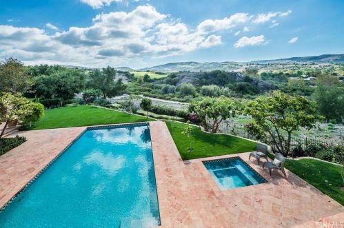 29 Blue Grass, Irvine, CA 92603-0412