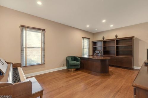 12 Quail Run, Dover NJ  07869-2827 exterior