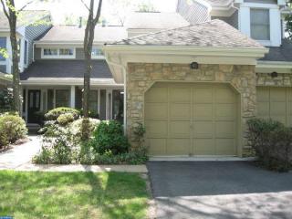 41 Springwood Ct, Princeton, NJ 08540-9403