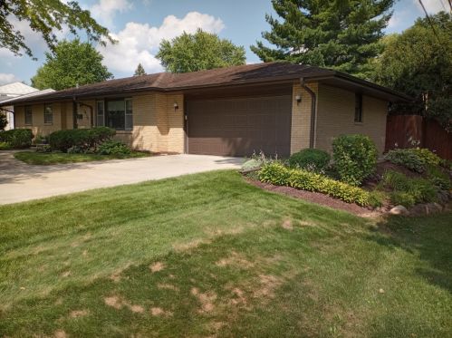 3435 Schalck Dr, Rockford, IL 61103-1947