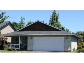 1074 La Mesa Ave, Damascus, OR 97080