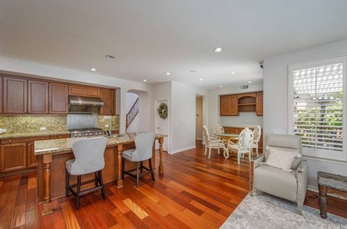 30 Juneberry, Irvine CA  92606-4503 exterior