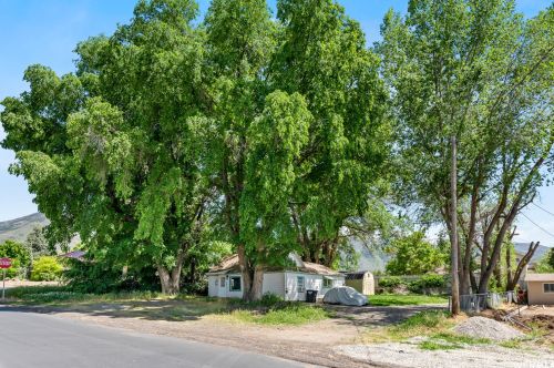 390 100, Woodland Hills UT 84653-9443 exterior