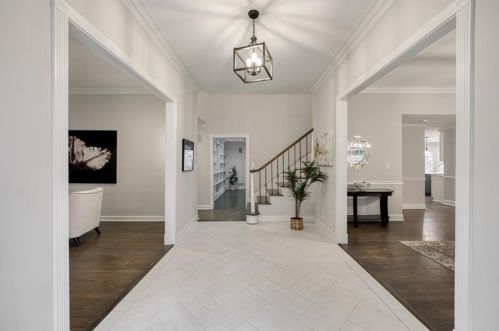 170 Huntcliff Pt, Atlanta GA  30350-1601 exterior