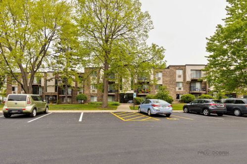 1477 Winslowe Dr, Palatine, IL 60074-8554