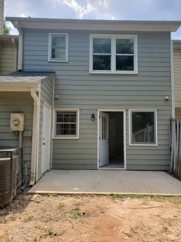 1667 Winchester Way, Conyers, GA 30013-1727