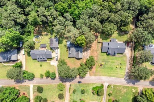 575 Oakland Cir, Mcdonough, GA 30253-2900