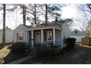 419 Raleigh Ave, Hampton, VA 23661-2127