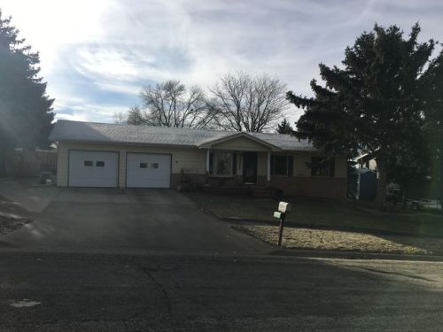 2011 Antelope St, Francis, SD 57501-2803