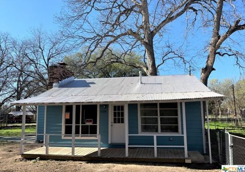 1124 Timber Elm, Seguin, TX 78155-1140