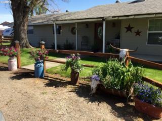 33838 Spearman Rd, Hermiston, OR 97838-6380