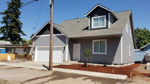 705 3 Ave, Albany OR  97321-2870 exterior