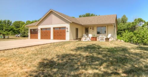 1299 Summit Cv, Dassel, MN 55325-3330