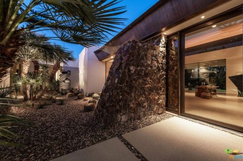 102 Waterford Cir, Rancho Mirage, CA 92270-3100