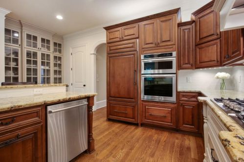 34 High Top Cir, Atlanta GA  30328-5934 exterior