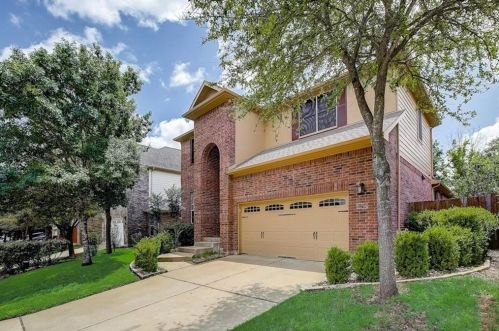 11704 Cherisse Dr, Austin TX  78739-1949 exterior