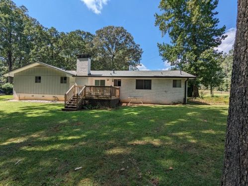 2944 Meadow Lark Dr, Atlanta GA  30344-4034 exterior