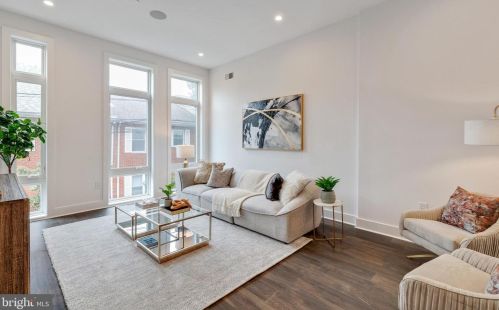 1220 Kater St, Philadelphia PA 19147-2011 exterior